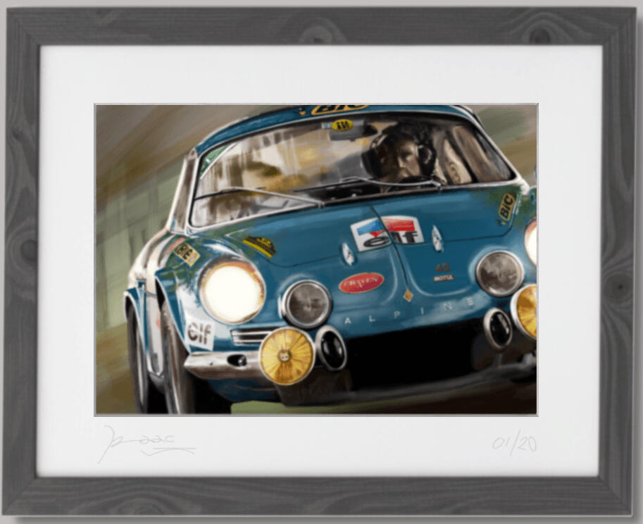 Pintura digital de un clásico Alpine A110 azul. Vista trasera y lateral destacando su diseño aerodinámico, ligereza y herencia de rally. Obra artística de Isaac Núñez, edición limitada fine art.